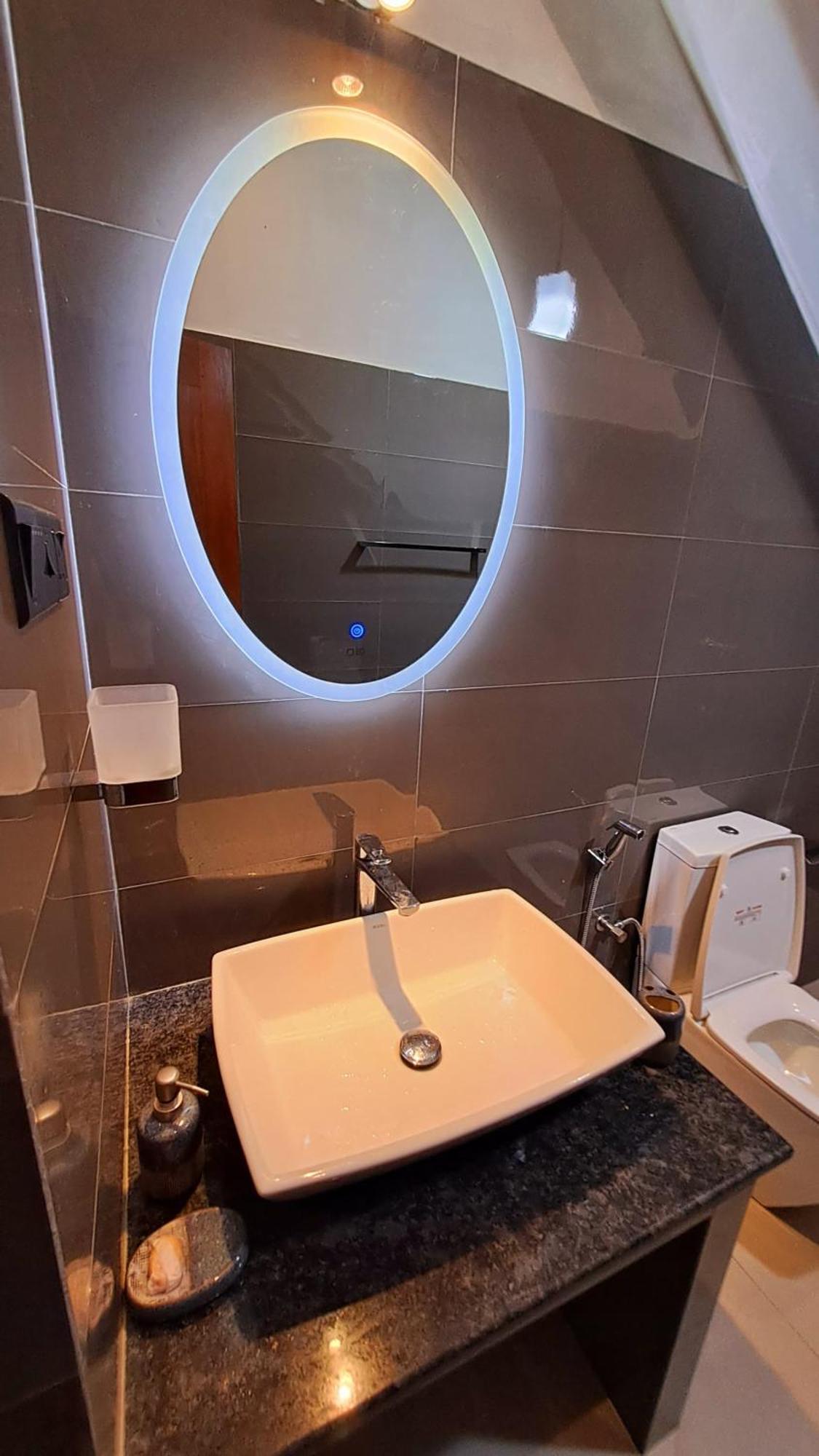 Golden Shower Inn キャンディー エクステリア 写真